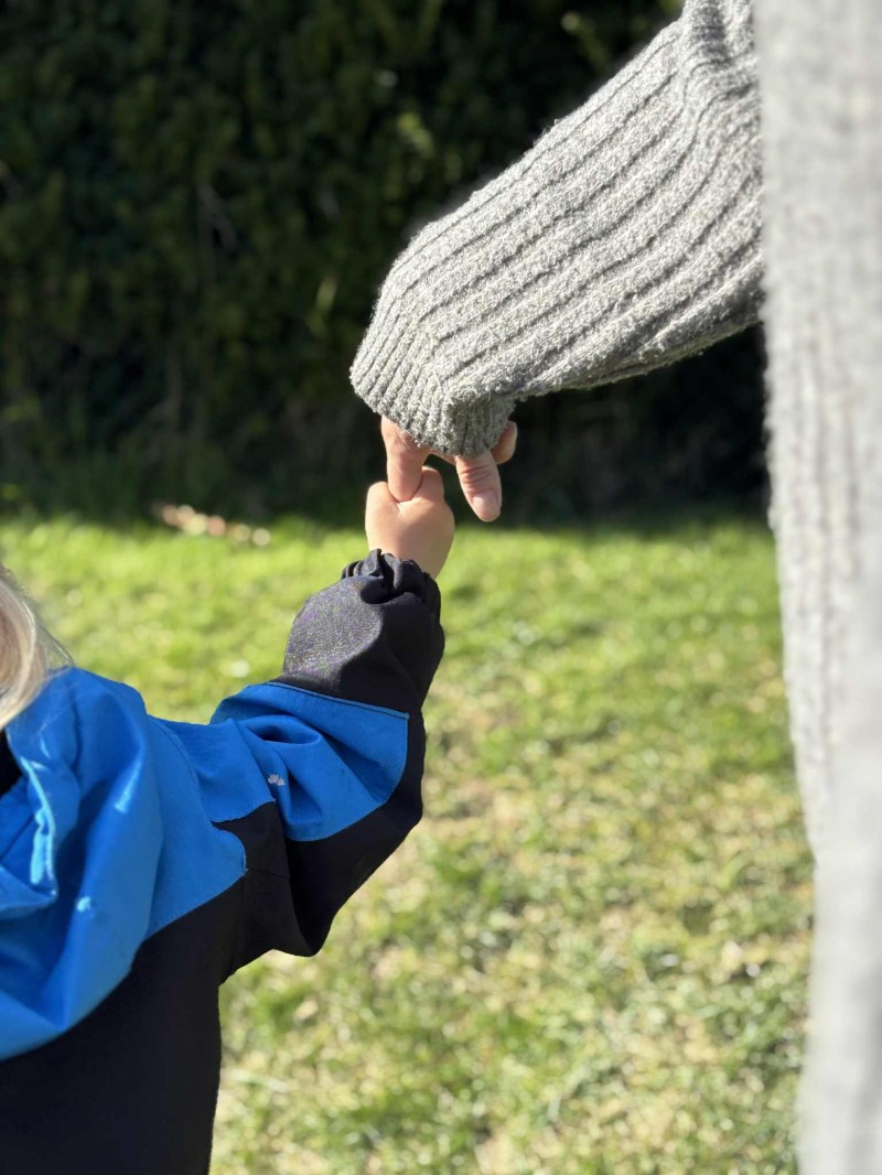 "Hold deg tett inntill jeg er trygg"