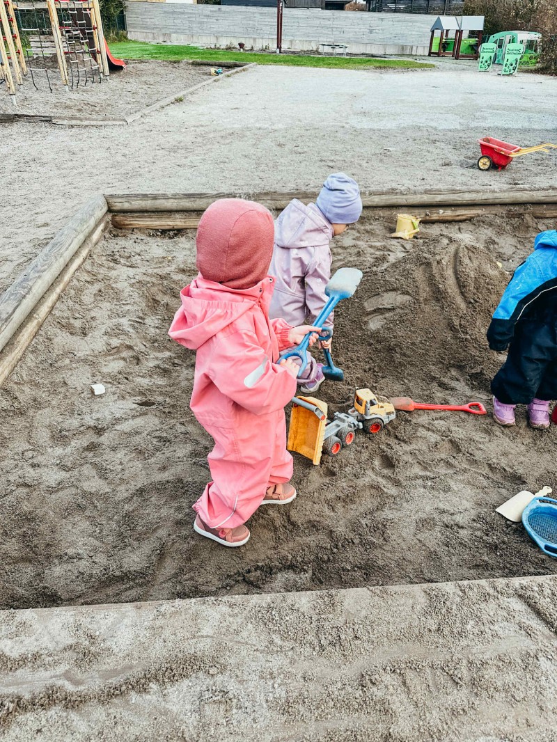 Lek i sandkassen