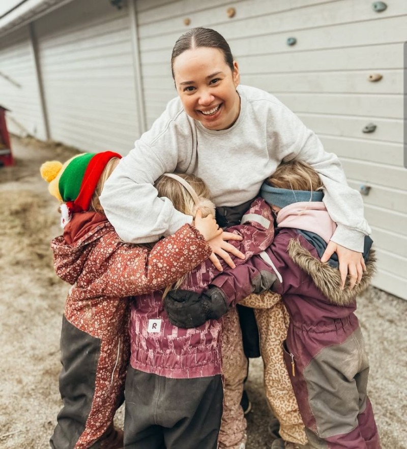 Smil, glede og gode klemmer