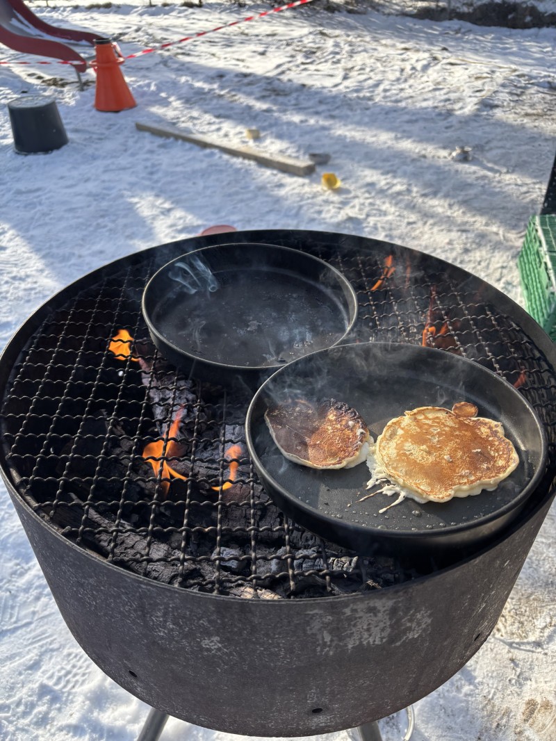 Sveler på grillen