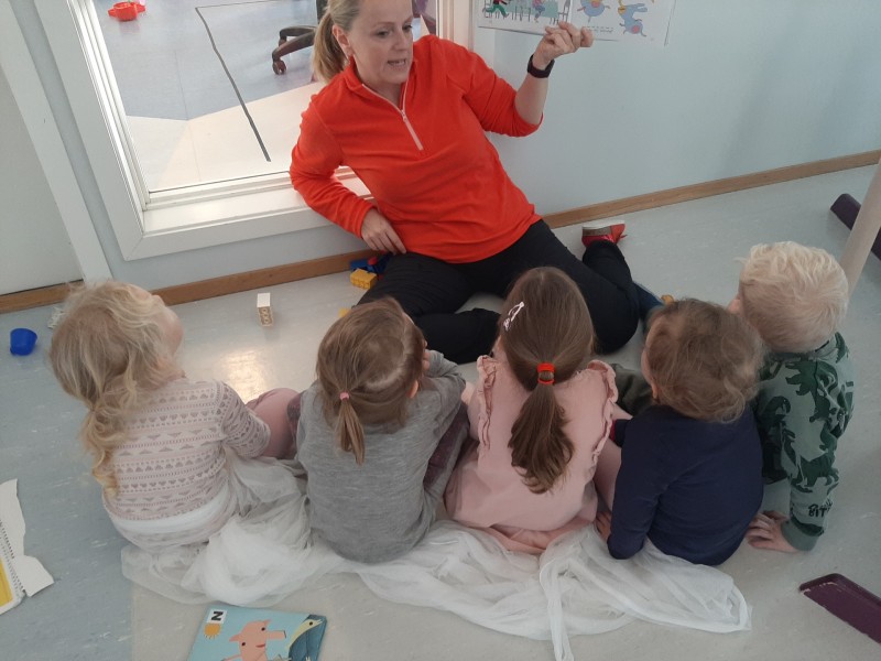 En liten bok kan åpne en hel verden
